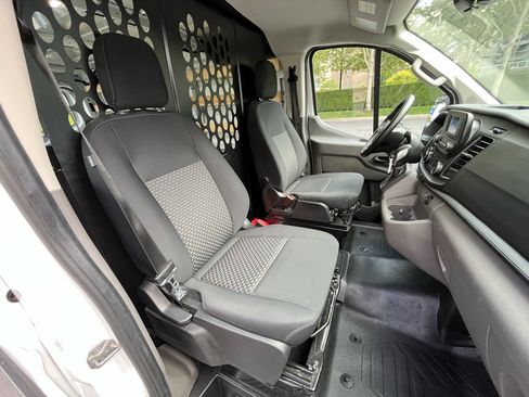 Used 2025 Ford Transit 250 Low Roof w/ Exterior Upgrade Package RWD image 28
