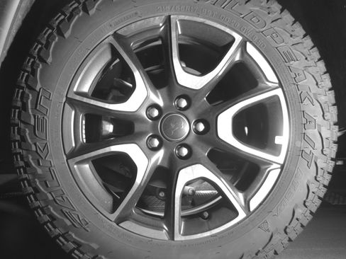 Used 2025 Jeep Compass Trailhawk image 14