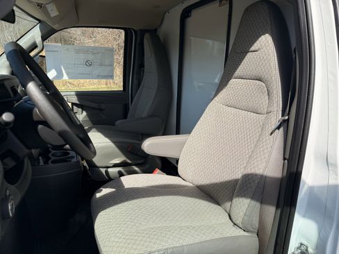 New 2025 GMC Savana 4500 w/ Power Convenience Package image 9