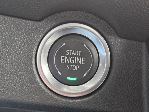 Certified 2024 Chevrolet Traverse RS image 24