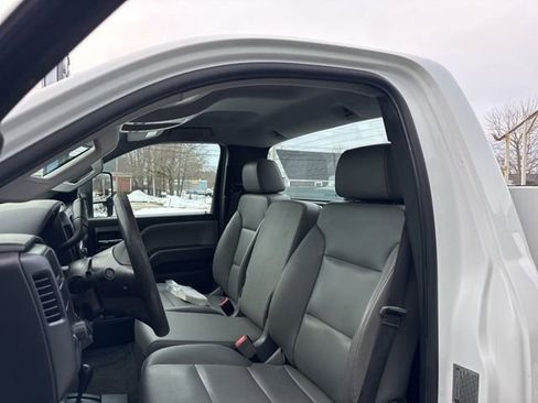 Used 2018 Chevrolet Silverado 3500 W/T image 9