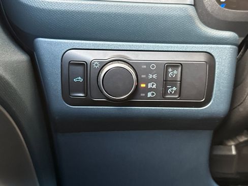 New 2025 Ford Maverick XL w/ Equipment Group 102A image 26