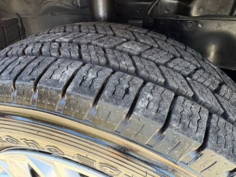 Used 2020 Ford Transit 150 Medium Roof image 38