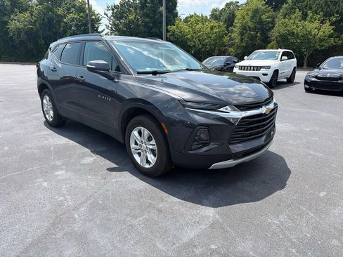 Used 2022 Chevrolet Blazer LT FWD image 3
