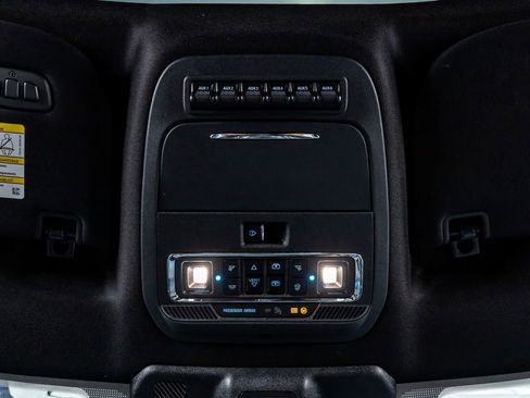 Used 2025 Ford F250 Platinum image 28