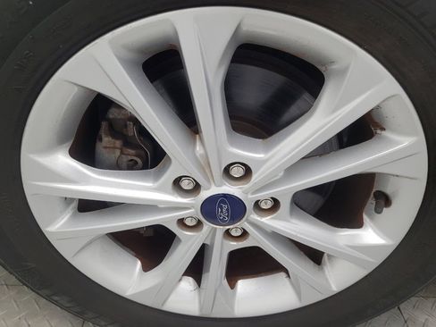 Used 2018 Ford Escape SE image 31