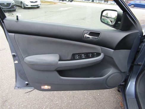 Used 2007 Honda Accord SE image 12