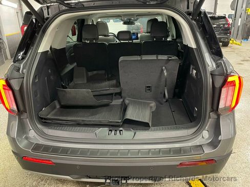 Used 2025 Ford Explorer Active w/ Active Comfort Package image 16