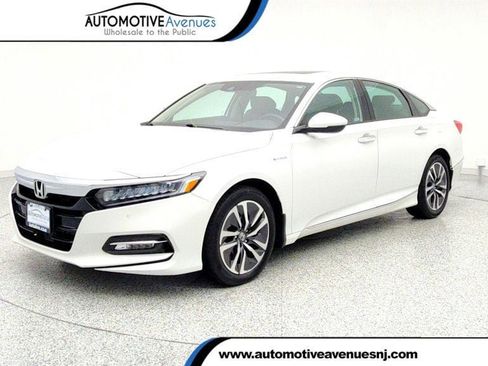 Used 2019 Honda Accord Touring image 1