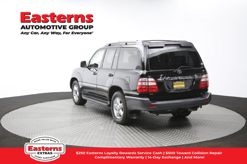 Used 2005 Toyota Land Cruiser w/ Convenience Pkg AWD/4WD image 69