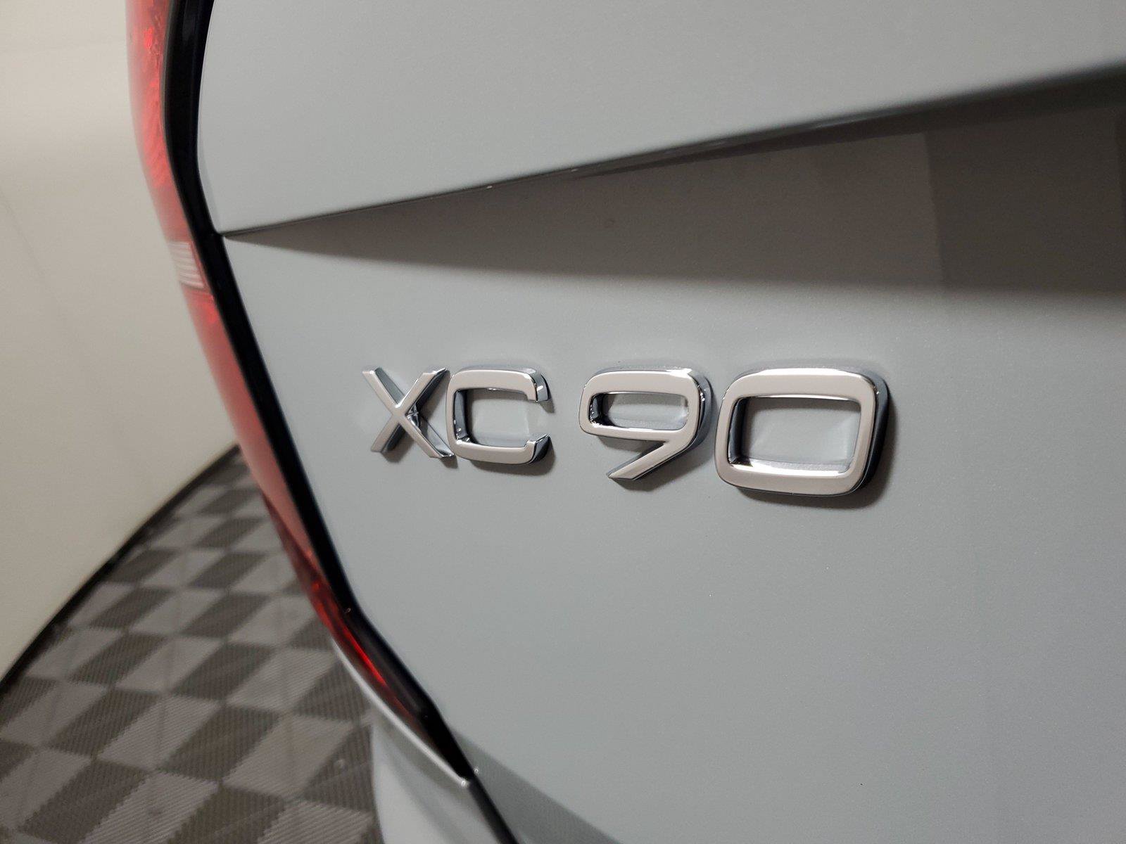 New 2026 Volvo XC90 T8 Plus w/ Protection Package Premier AWD/4WD image 7