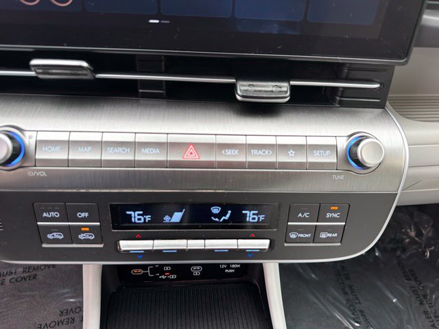 Used 2025 Hyundai Kona SEL AWD/4WD image 29
