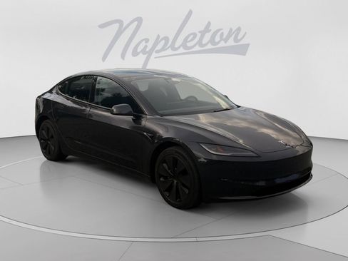 Used 2025 Tesla Model 3 Long Range RWD image 8