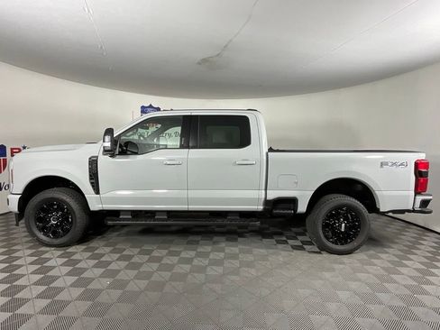 New 2026 Ford F250 Lariat w/ Black Appearance Package AWD/4WD image 6