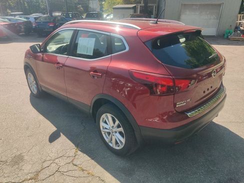 Used 2019 Nissan Rogue Sport SV w/ All-Weather Package AWD/4WD image 4