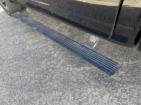 Used 2021 RAM 1500 Limited w/ Night Edition image 38