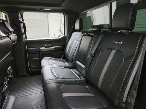 Used 2018 Ford F150 Platinum w/ Equipment Group 701A Luxury AWD/4WD image 25