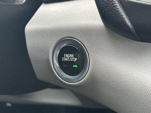 Used 2018 GMC Terrain SLT w/ Preferred Package image 20