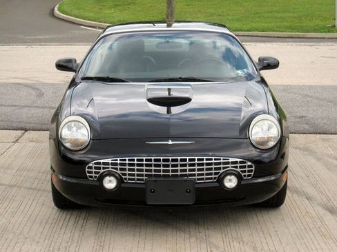 Used 2002 Ford Thunderbird image 5