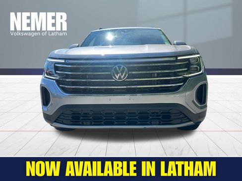 Certified 2025 Volkswagen Atlas SE AWD/4WD image 5