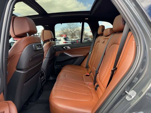 Used 2022 BMW X5 M50i w/ Executive Package image 25