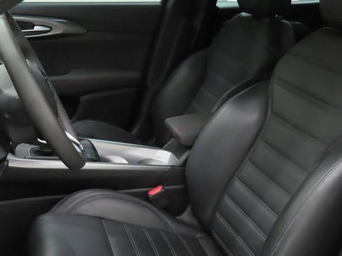 Used 2024 Dodge Hornet GT AWD/4WD image 10