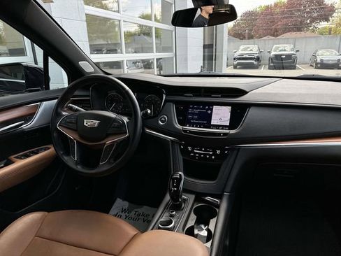 Certified 2023 Cadillac XT5 Premium Luxury AWD/4WD image 34