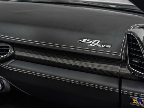Used 2015 Ferrari 458 Spider RWD image 31