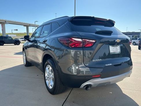 Used 2019 Chevrolet Blazer LT FWD image 6