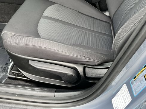 Used 2023 Kia K5 LXS image 17