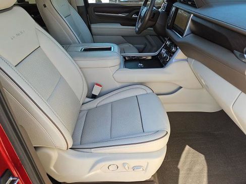 Certified 2021 GMC Yukon Denali image 26
