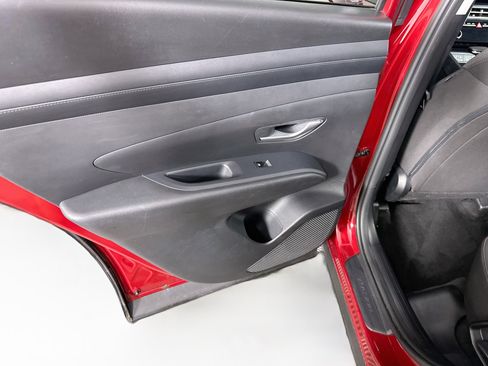 Used 2026 Hyundai Tucson SEL FWD image 25