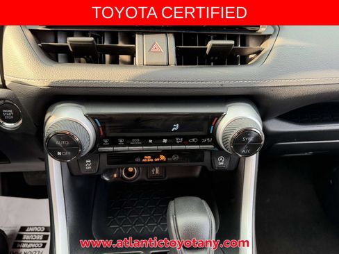 Certified 2025 Toyota RAV4 XLE AWD/4WD image 25