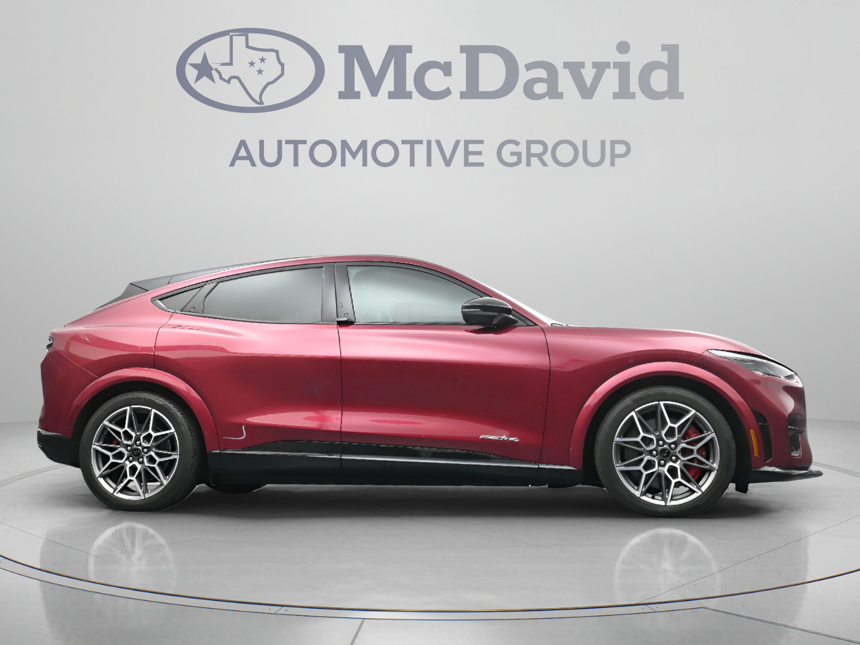 Used 2025 Ford Mustang Mach-E GT AWD/4WD image 32