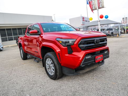 Certified 2024 Toyota Tacoma SR5 RWD image 5