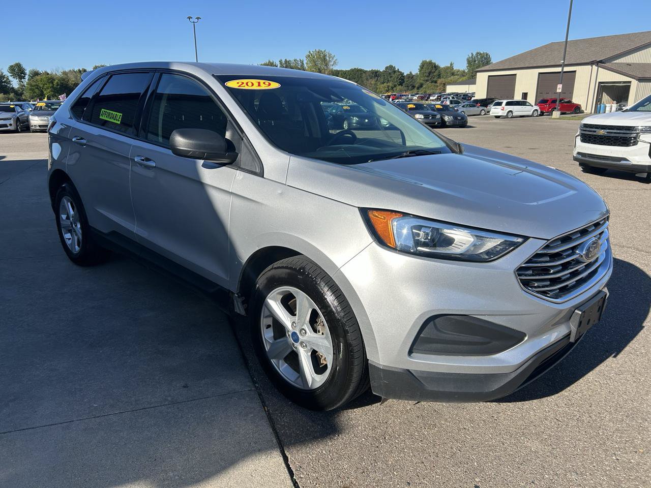 Used 2019 Ford Edge SE AWD/4WD image 3
