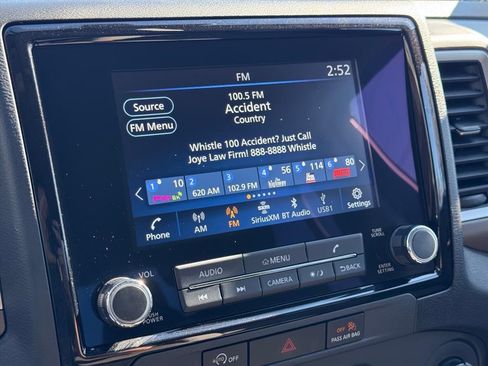 Certified 2024 Nissan Frontier SV w/ Technology Package image 21