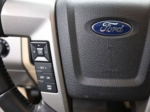 Used 2016 Ford Expedition EL Limited w/ Equipment Group 301A RWD image 15