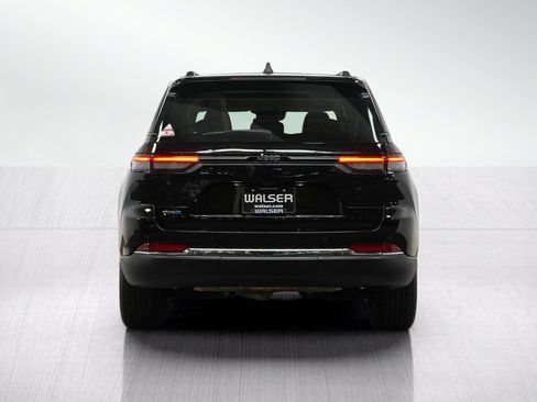 Used 2024 Jeep Grand Cherokee Limited 4xe AWD/4WD image 4