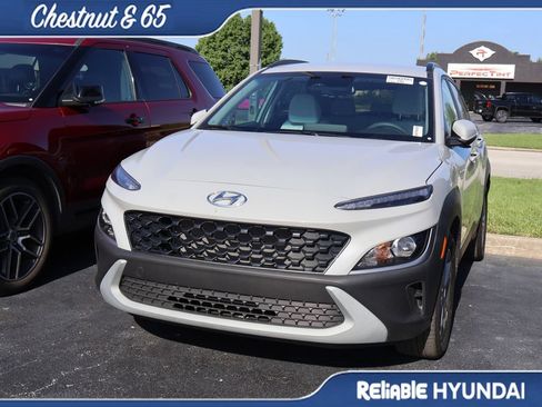 Used 2023 Hyundai Kona SEL w/ Cargo Package AWD/4WD image 9