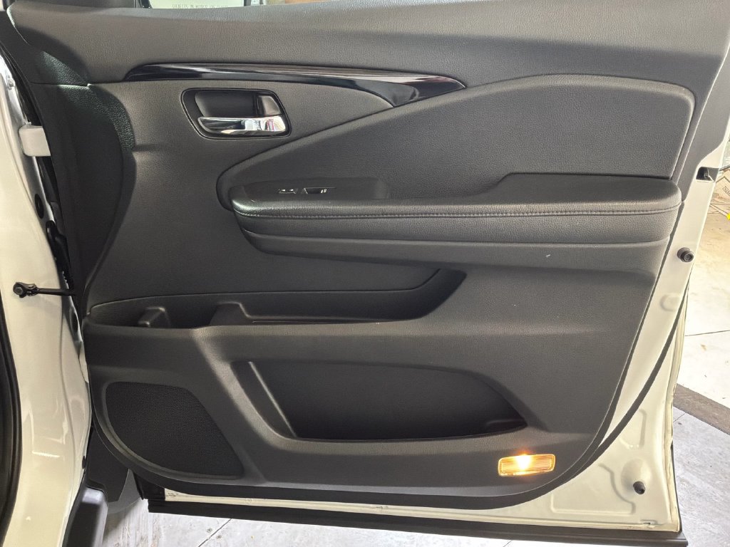 Used 2022 Honda Pilot Elite image 30