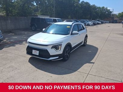 Used 2025 Kia Niro LX