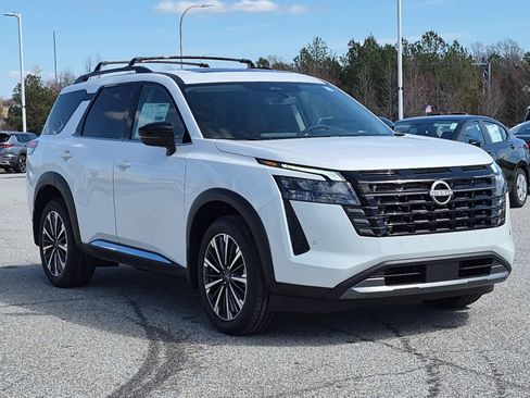 New 2026 Nissan Rogue Rock Creek image 2