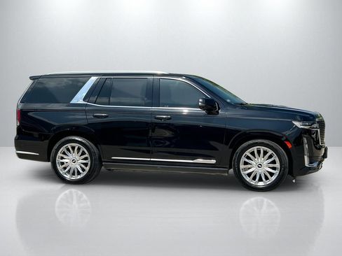 Used 2022 Cadillac Escalade Premium Luxury w/ Performance Package AWD/4WD image 4