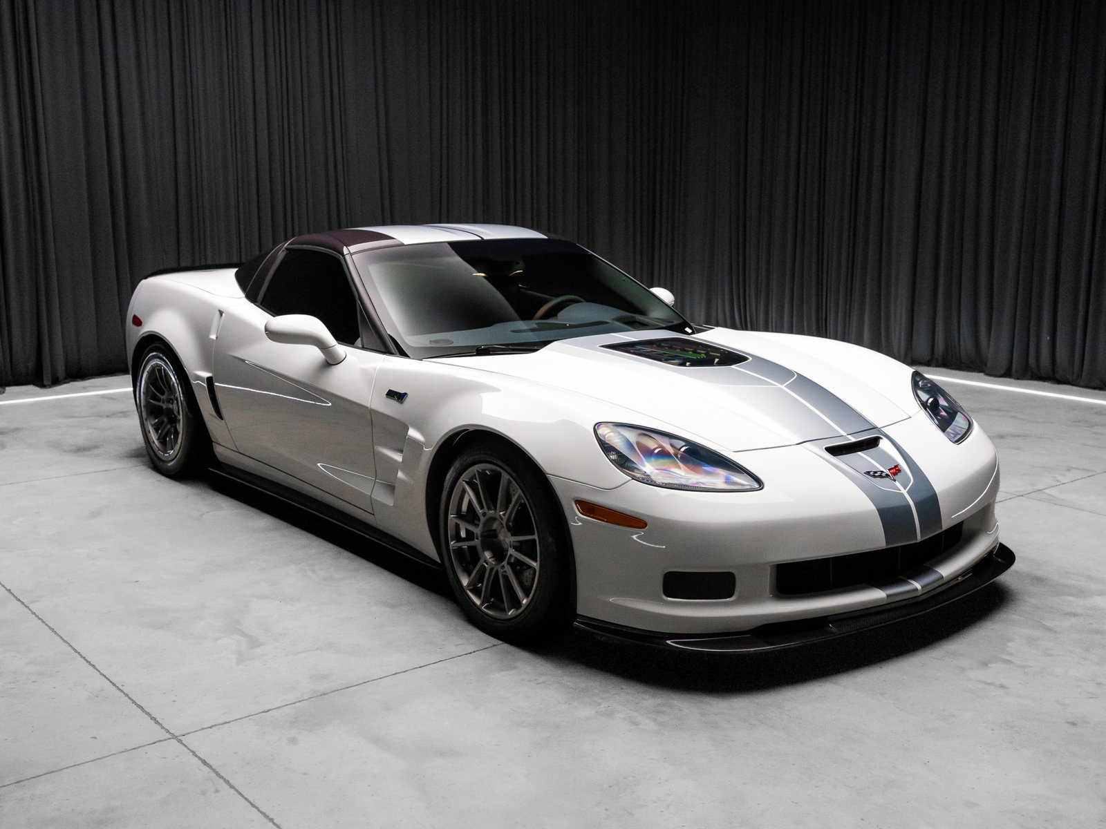 Used 2013 Chevrolet Corvette ZR1 w/ 3ZR Preferred Equipment Group RWD image 14