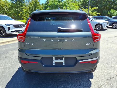 New 2026 Volvo XC40 B5 Plus w/ Protection Package Premier AWD/4WD image 4