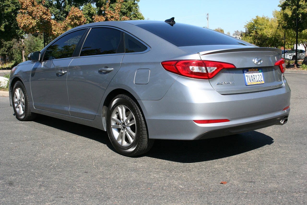 Used 2017 Hyundai Sonata SE FWD image 6