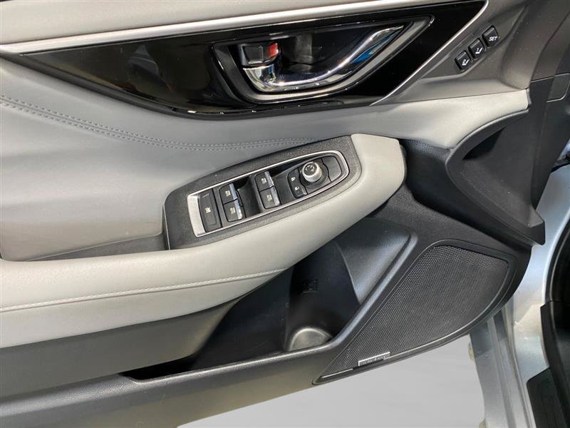 Used 2020 Subaru Legacy Limited w/ Popular Package #2 AWD/4WD image 8