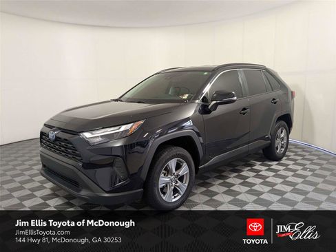 Used 2024 Toyota RAV4 LE AWD/4WD image 1