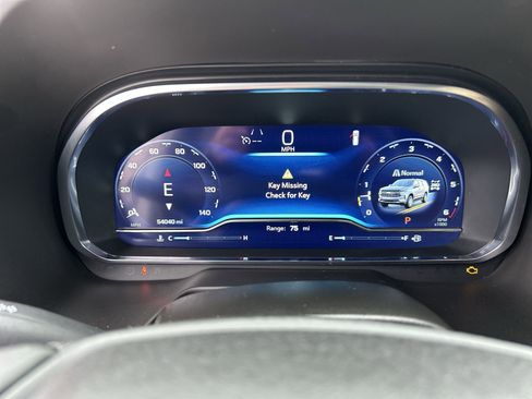 Used 2024 Chevrolet Suburban Premier image 15